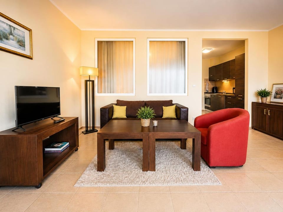 Living room, Seating area, air conditioner