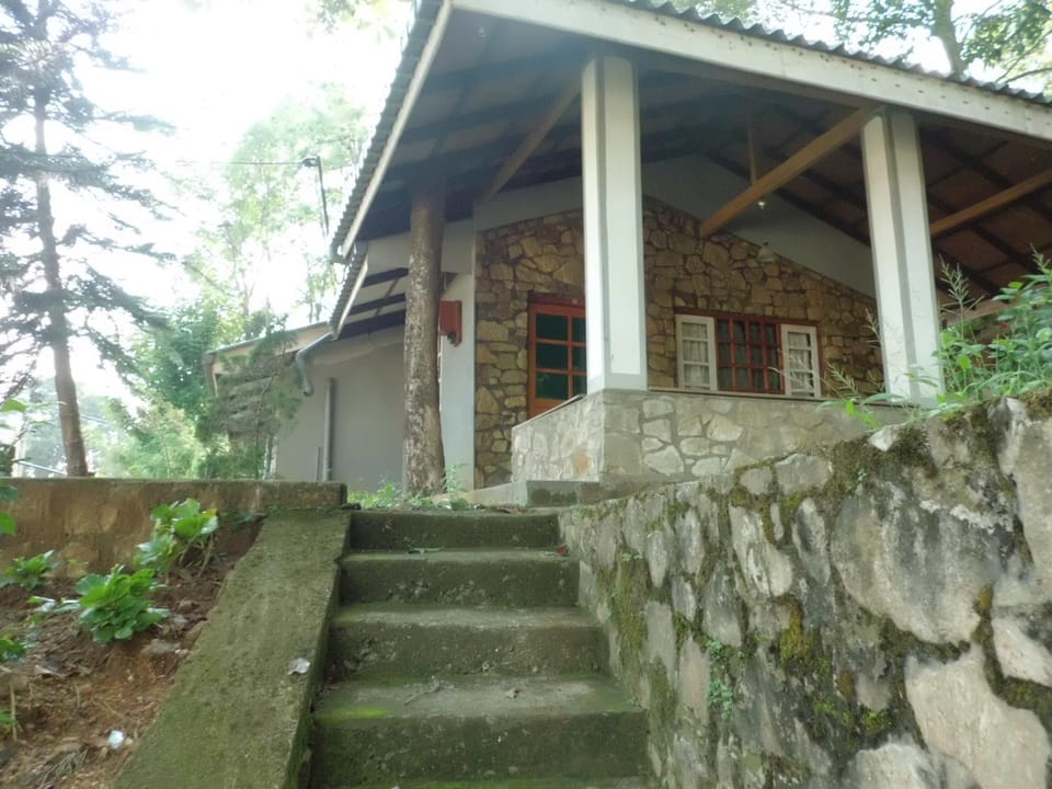 Green Valley Holiday Resort Hotel in Central Province