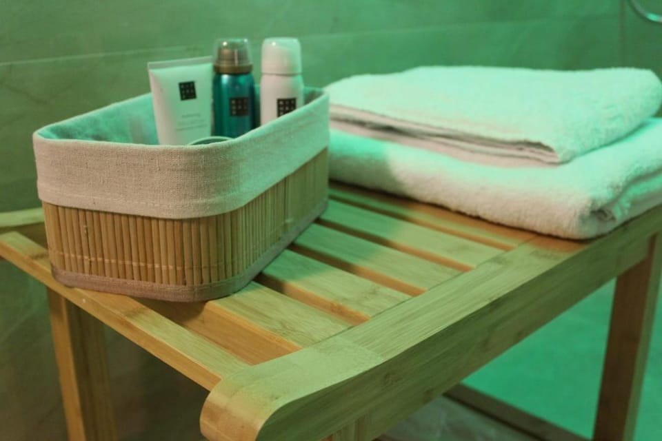 Kokoro Lagoon Bed and Breakfast in Occitanie