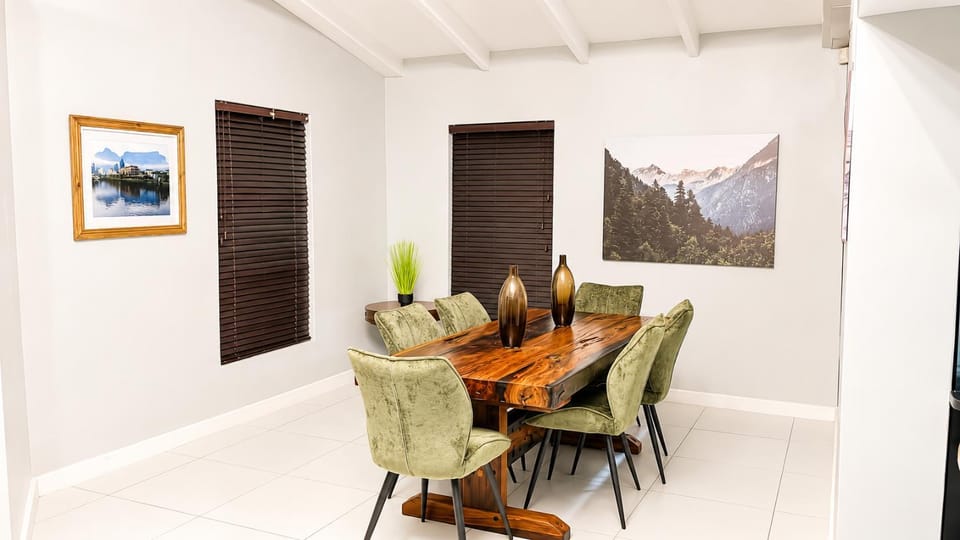 Tivoli House House in Cape Town