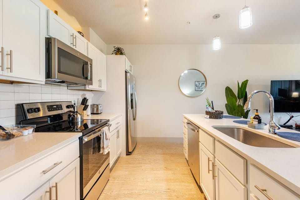 microwave, oven, kitchen