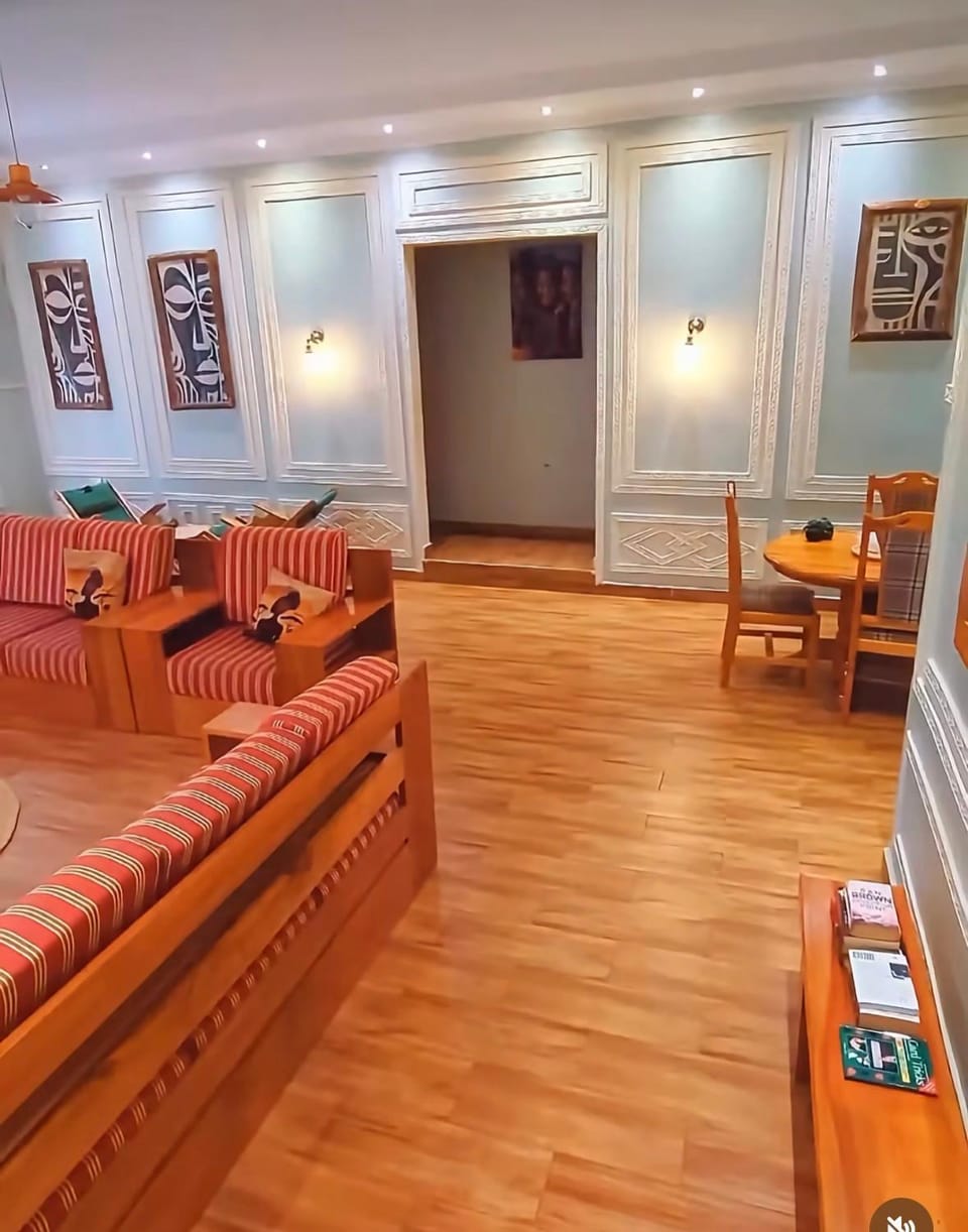 Communal lounge/ TV room, Seating area
