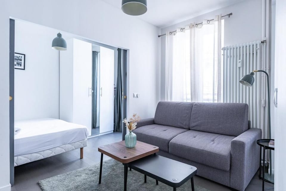 Stylish 4 stars Flat 5 min to Batignolles Park Apartment in Paris