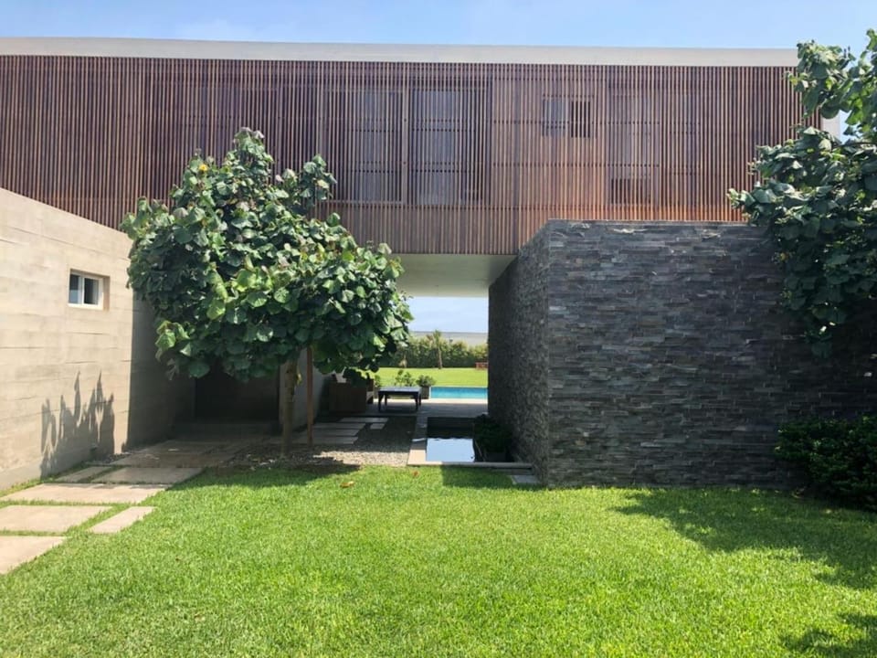 Casa Catalina - Oceanfront house Lima Nature lodge in Chorrillos