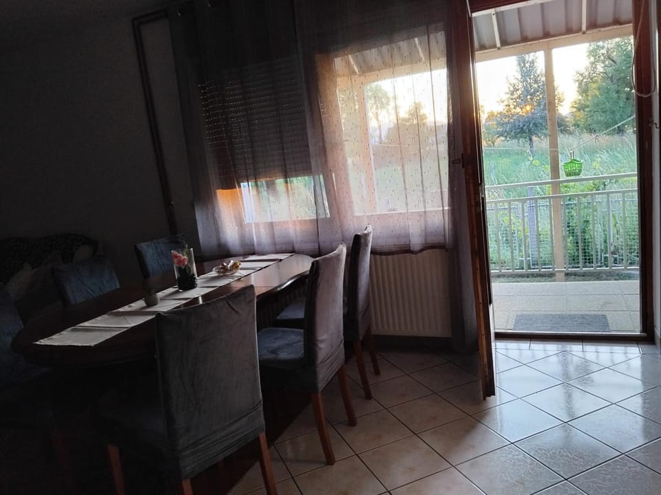 Kuća za odmor MEDUNIĆ House in Lika-Senj County