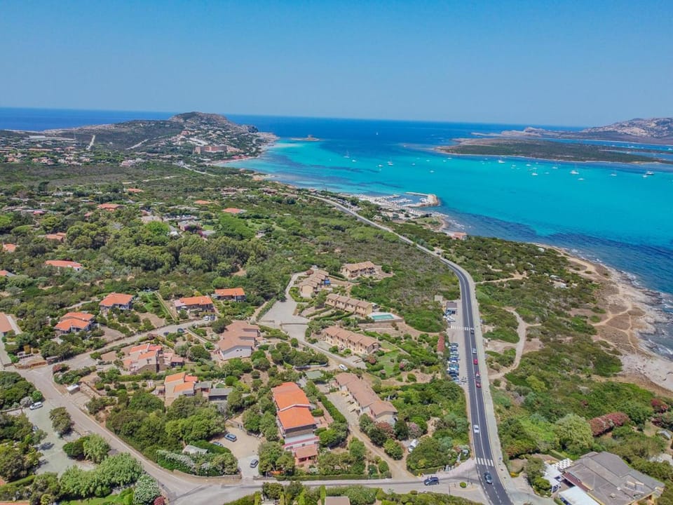 Between Sea and Nature - 3 Minutes from La Pelosa by Host Hero Apartment in Stintino