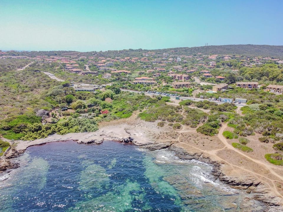 Between Sea and Nature - 3 Minutes from La Pelosa by Host Hero Apartment in Stintino