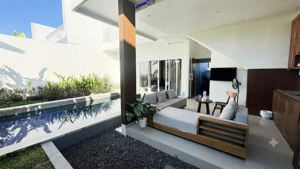 De Ravin Villa Canggu-Luseto Villa in North Kuta