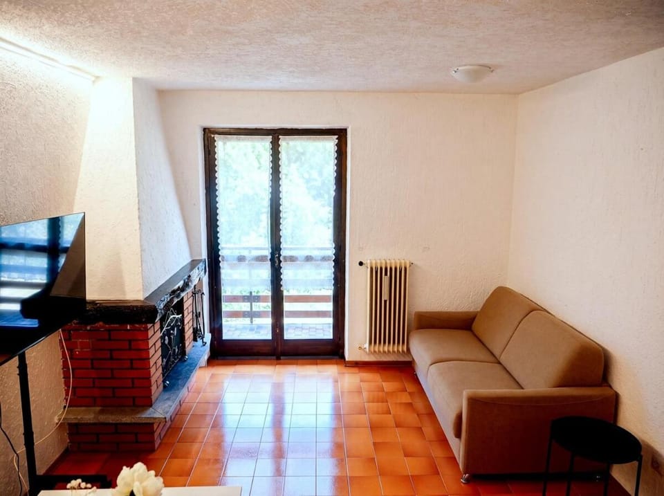 PORA 5 sulle piste da sci - Box - Pet friendly Apartment in Province of Brescia