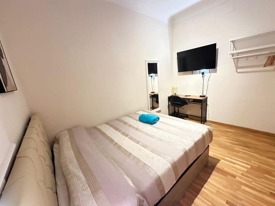Rooms Aragó 245 Bed and Breakfast in Barcelona