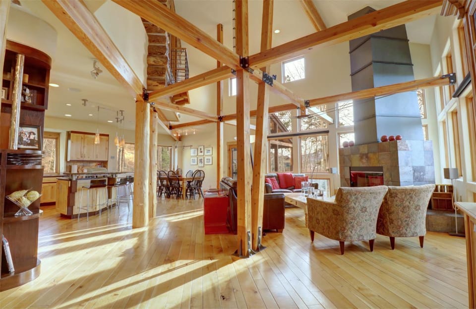 11 Stormwatch Circle House in Silverthorne