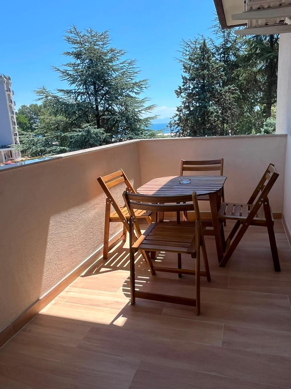 Property building, Balcony/Terrace