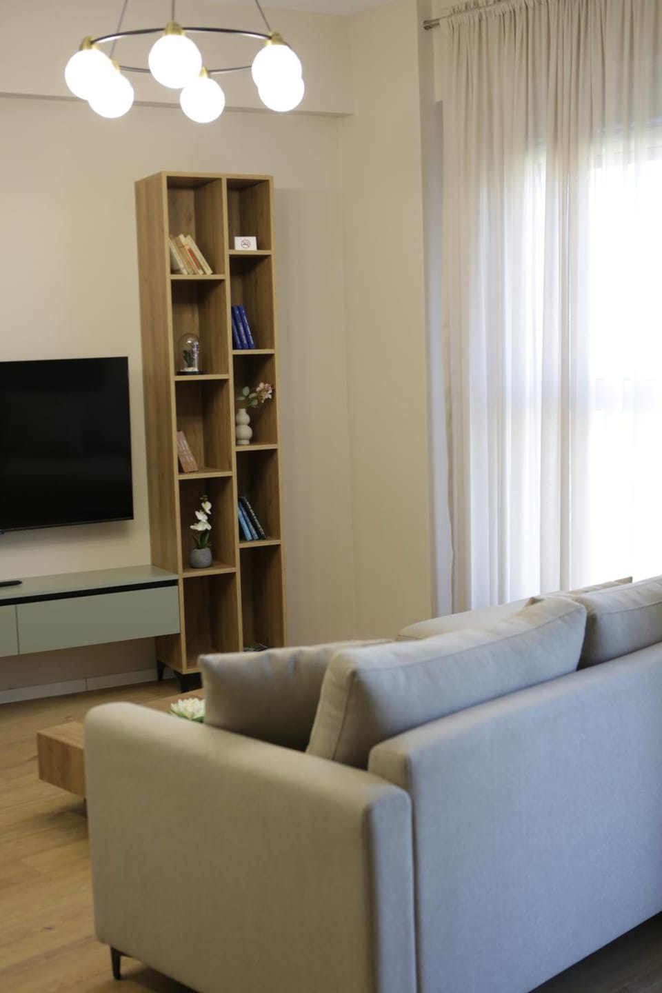 Boulevard View Apartment in Tirana