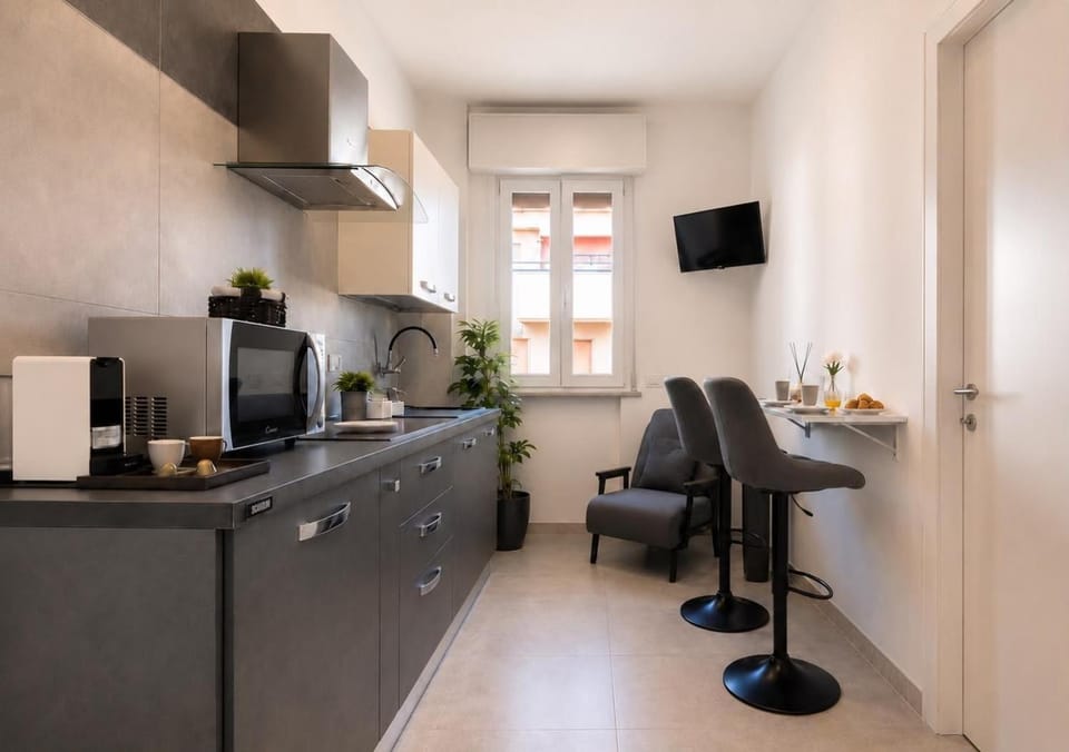 TV and multimedia, Coffee/tea facilities, Kitchen or kitchenette, Dining area, minibar, stove