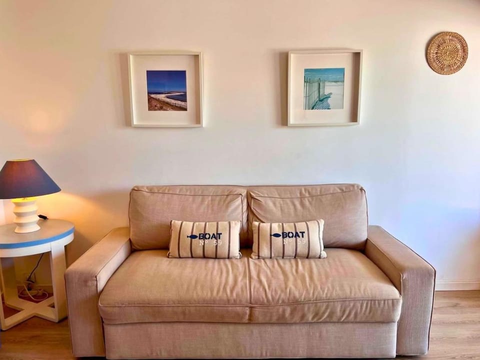 Le Marin studioBis - Parking - Beach 500 m away Apartment in Six-Fours-les-Plages