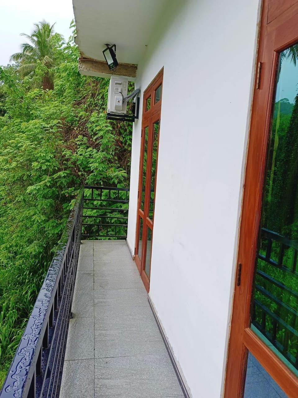 Khs resort Resort in Central Province