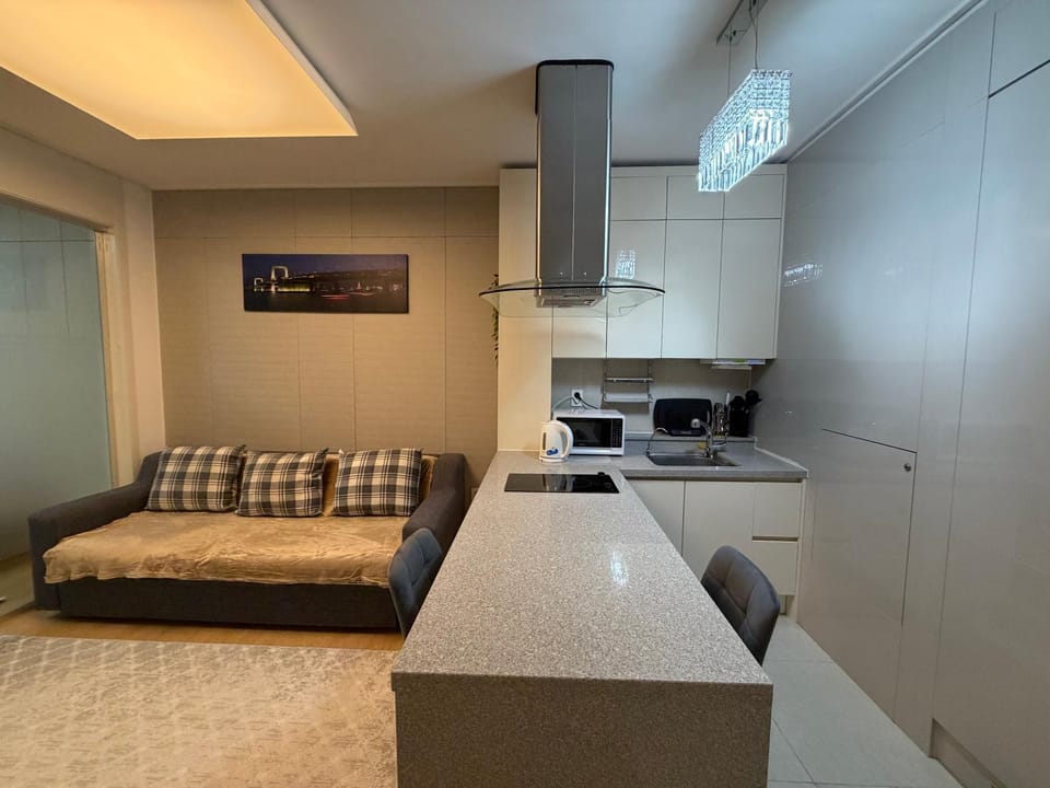 Highvill Sky View Apartment with Balcony and AC Apartment in Kazakhstan