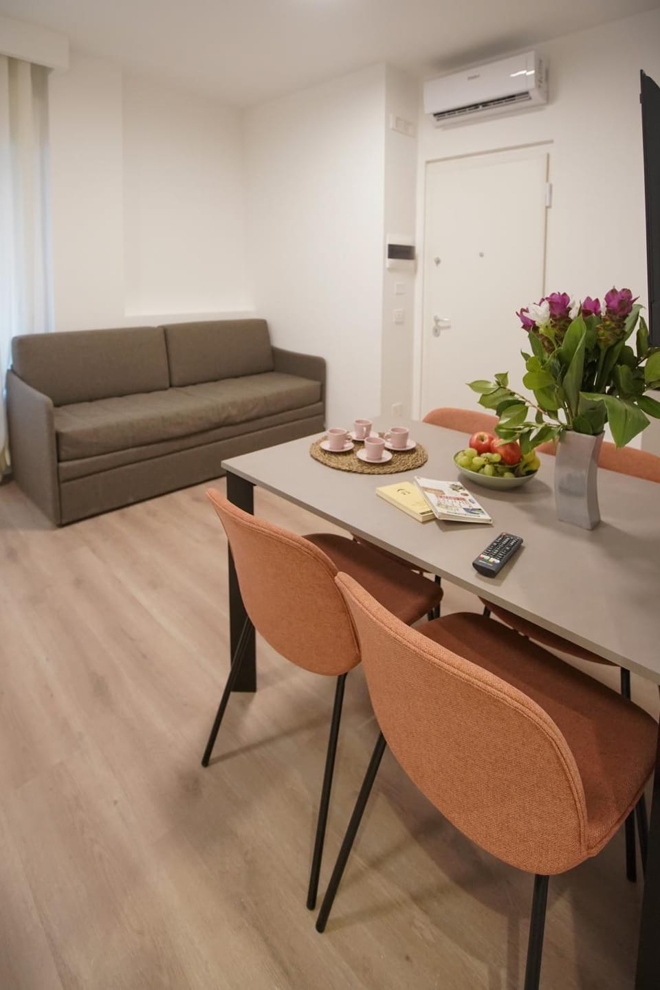 B-Stay Napoli Miniappartamento Pizzofalcone Apartment in Naples