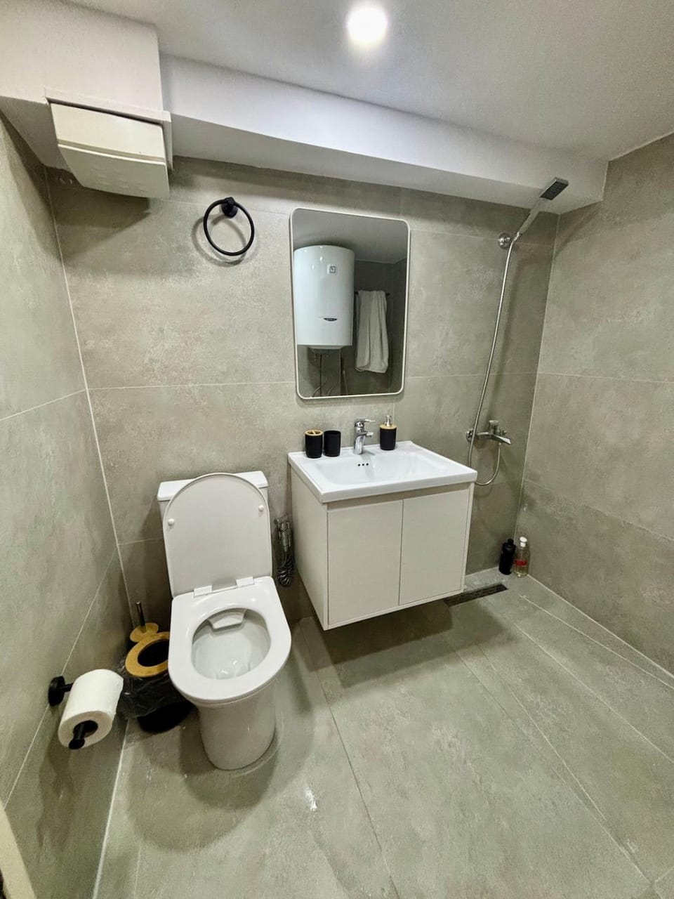 Tirana lake loft Apartment in Tirana