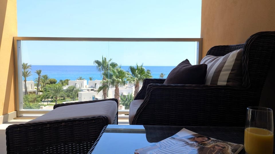 View (from property/room), Balcony/Terrace, Sea view