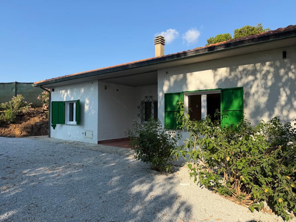 Marinella Retreat - Brezza House in Italy