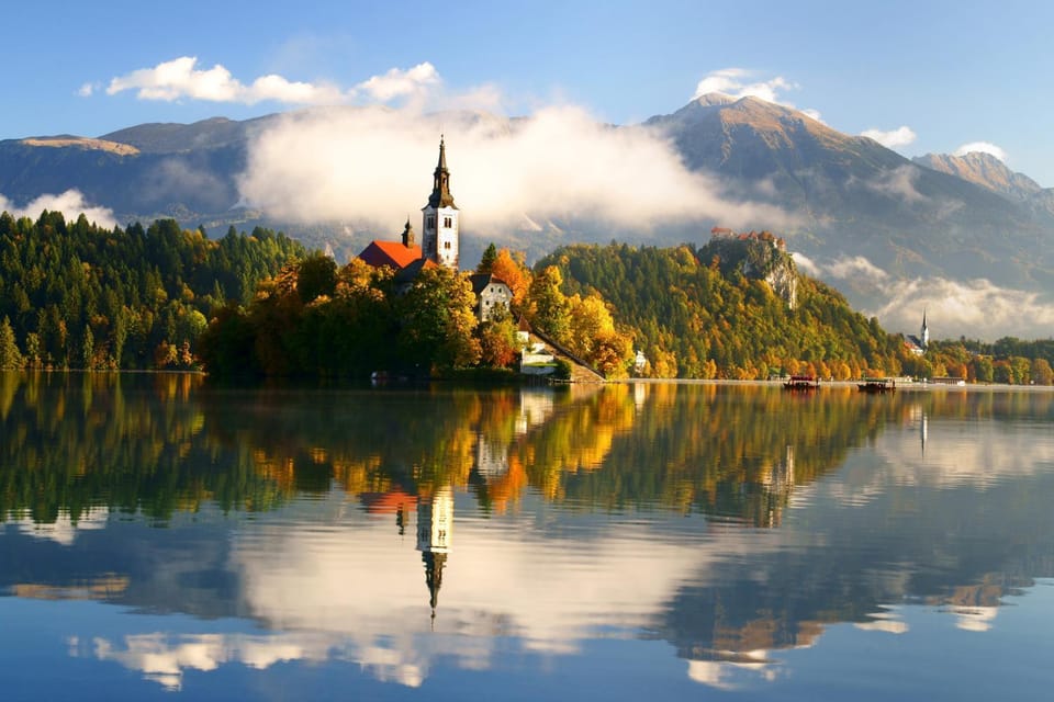 Nearby landmark, Natural landscape