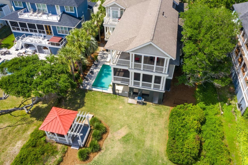 Palm Blvd 2906 - All Decked Out House in Isle of Palms