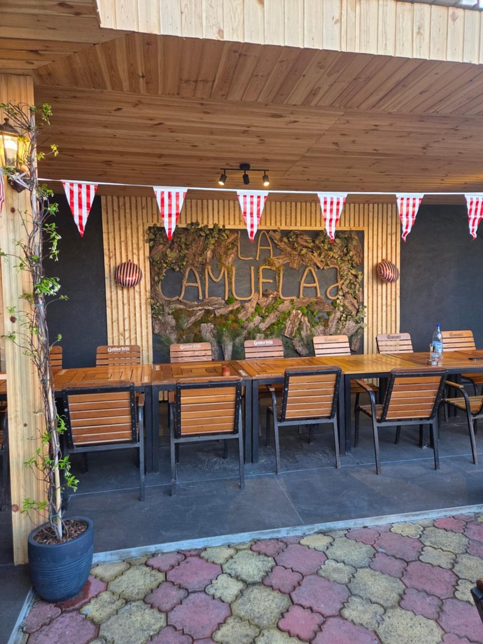 La Camuflaj 2 Mai Bed and Breakfast in Dobrich Province, Bulgaria