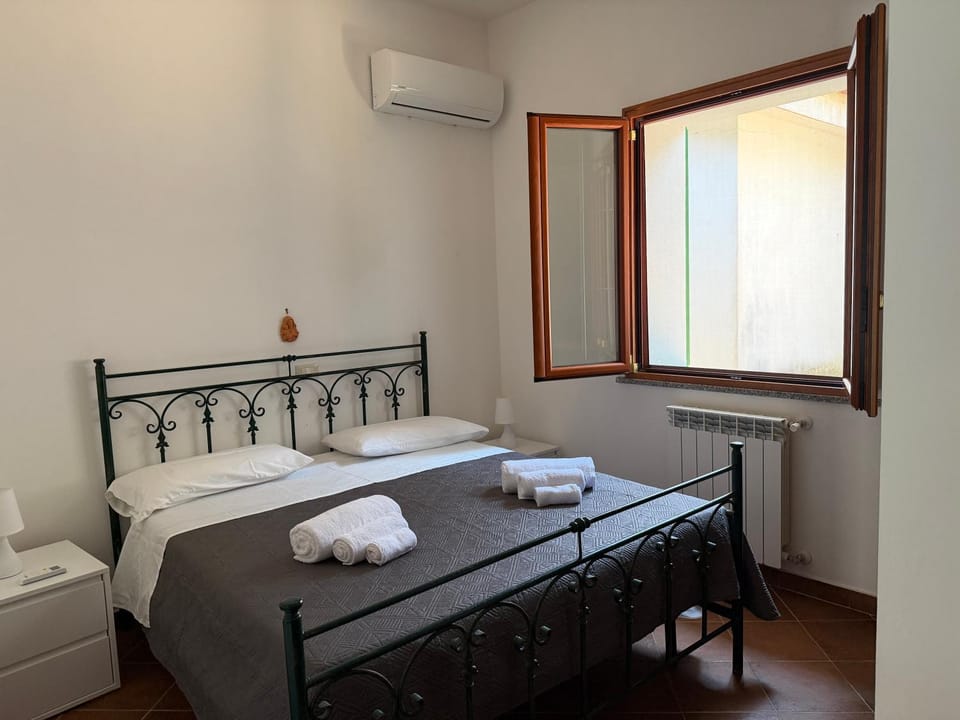 Marinella Retreat - Sole House in Italy