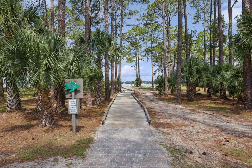 1661 Bluff Villa House in Hilton Head Island