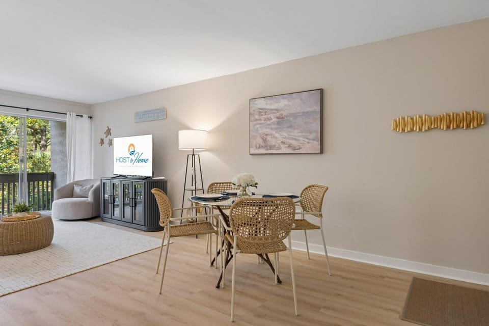 1661 Bluff Villa House in Hilton Head Island