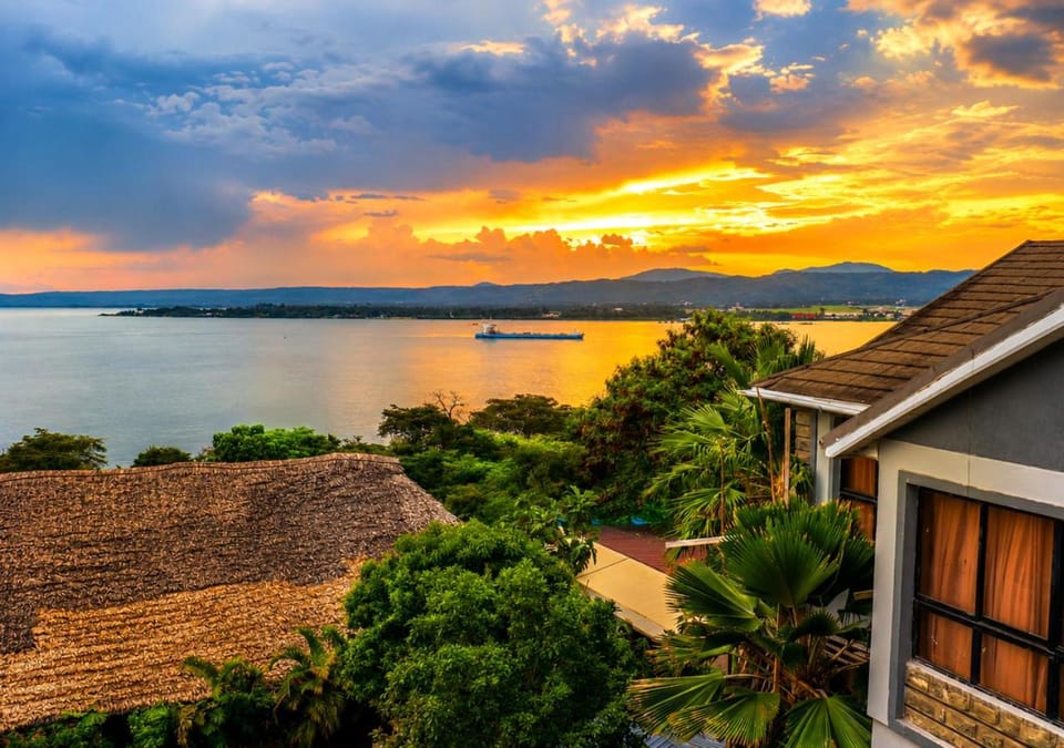Nearby landmark, Natural landscape, Lake view, Sea view, Sunset
