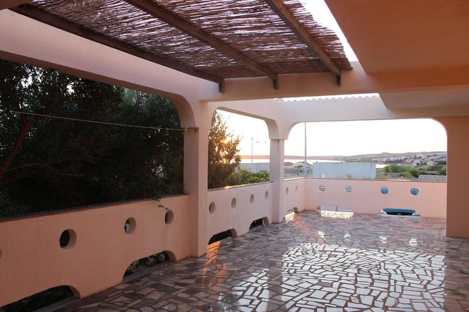 Apartments Tonka Apartment in Novalja