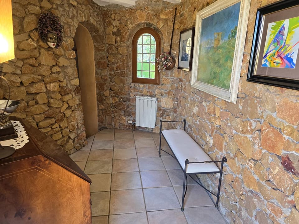 Torre con piscina, barbacoa, wifi. Chalet in L'Escala