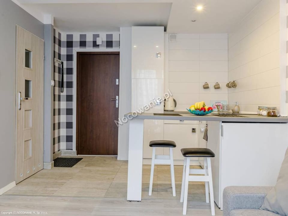 Kitchen or kitchenette, Dining area, Communal kitchen