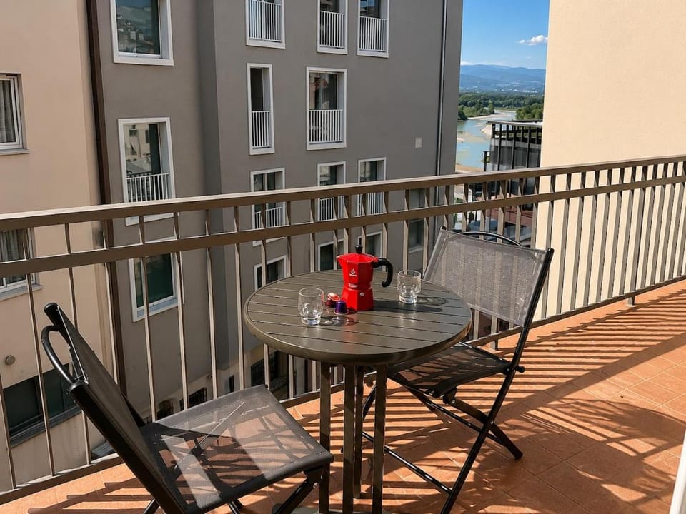 View (from property/room), Balcony/Terrace