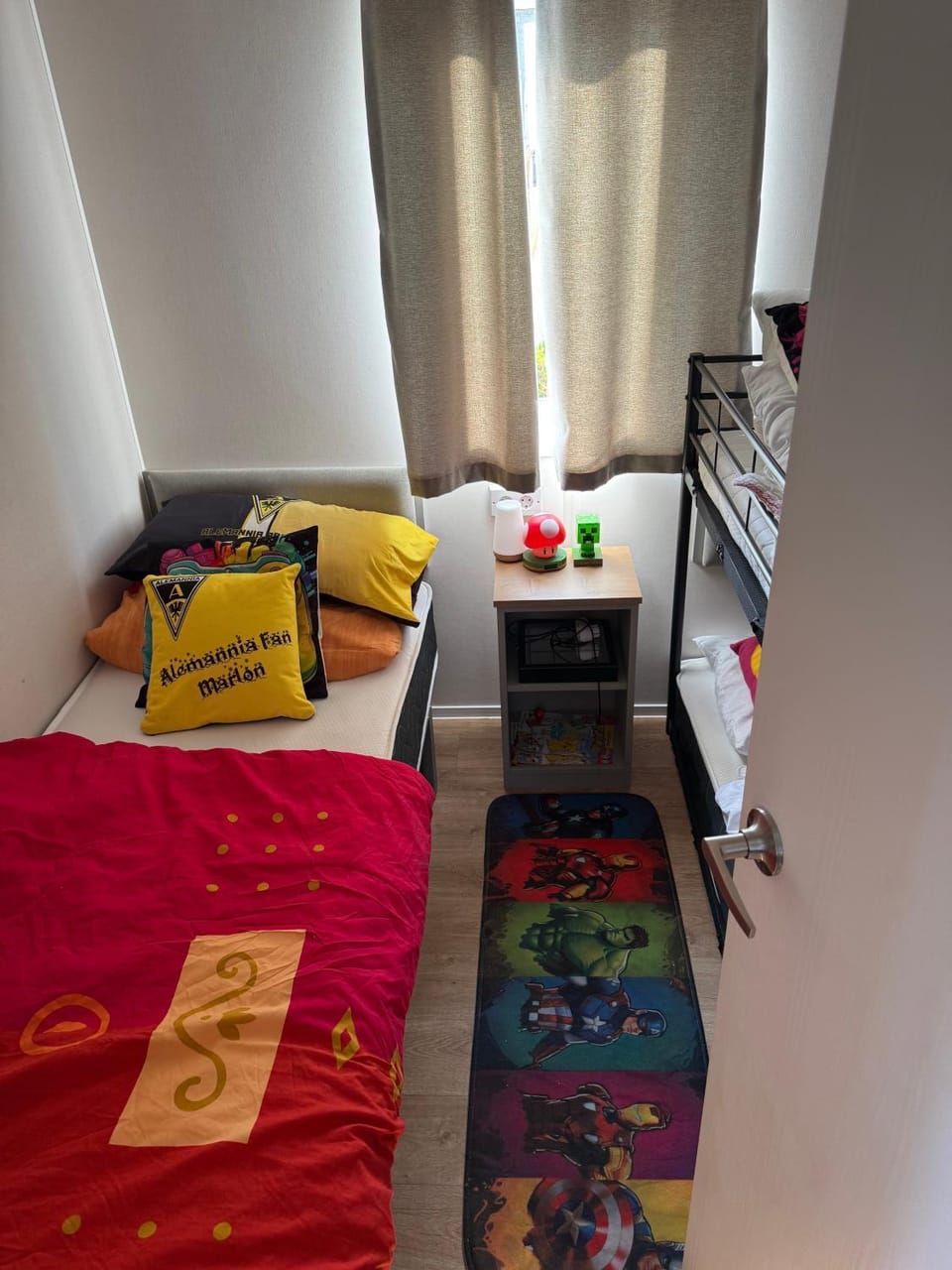 Property building, Living room, Bedroom