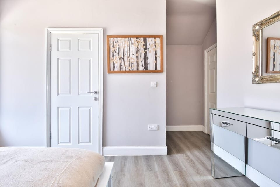 Sleek & Sunlit 1-Bed Apartment in Cardiff Apartment in Cardiff