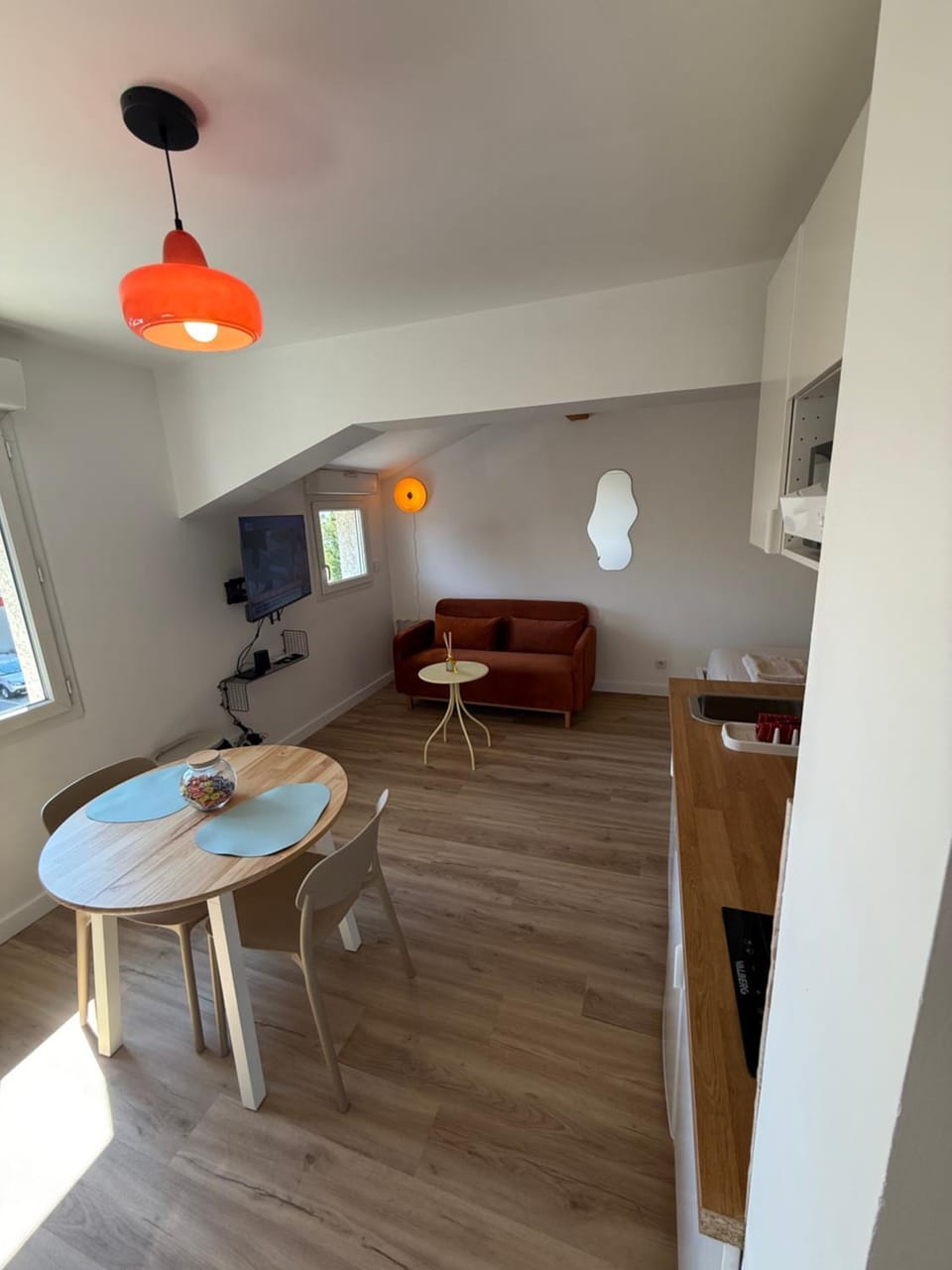 Studio Ô Maé proche Village Outlet - Aéroport - St-Quentin-Fallavier Apartment in Auvergne-Rhône-Alpes