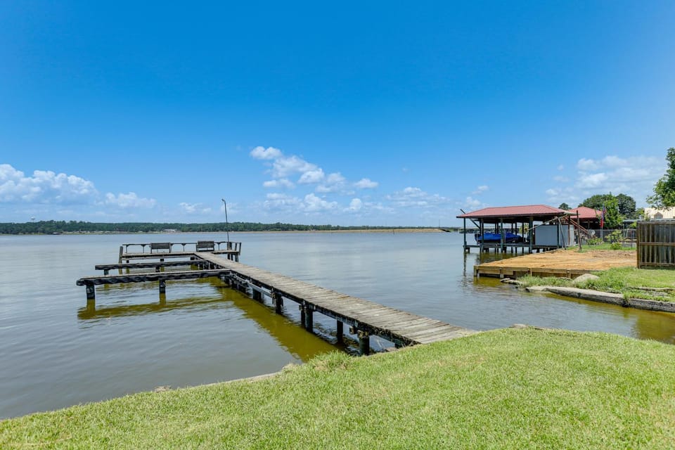 Boat All Day, Grill All Night: Lake Livingston! House in Lake Livingston