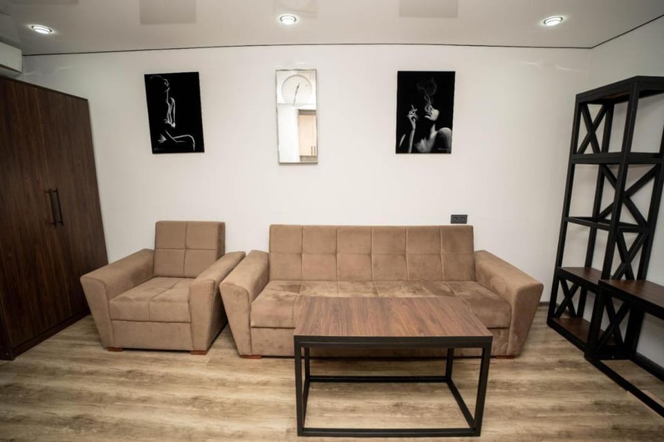Yerevan City Center, Surb Grigor Lusavorich 3 Street Apartment in Yerevan