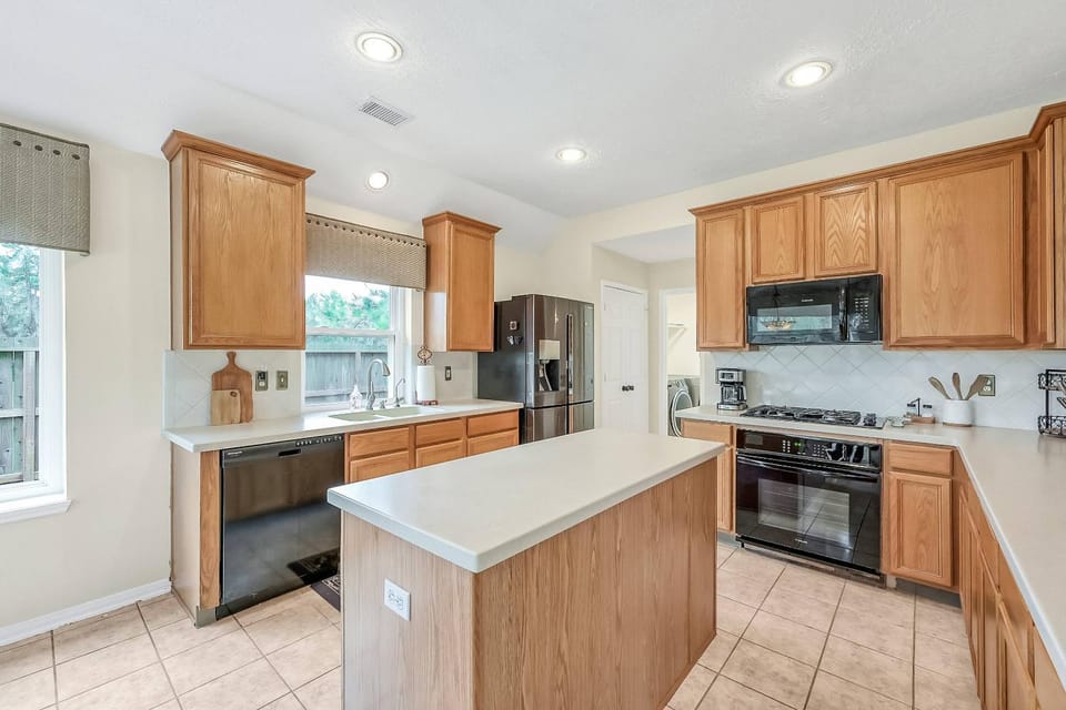 South Rambling Ridge Pl House in The Woodlands