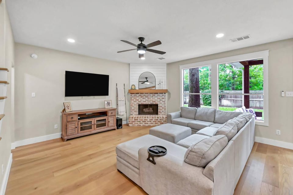 Delta Mill Circle House in Conroe