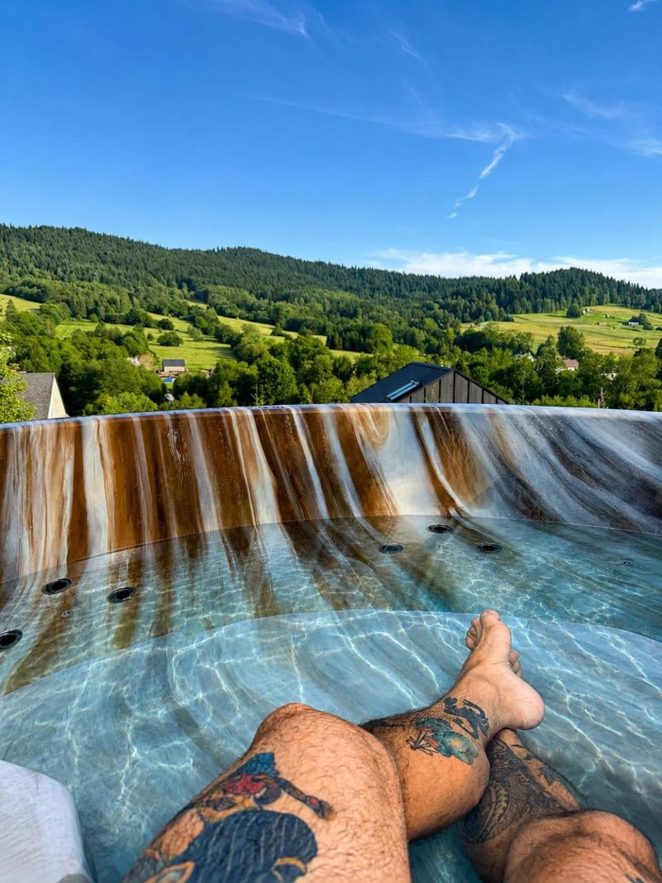 Hot Tub, Mountain view