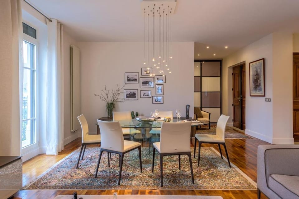 46 Frishman Boutique Apartment Place Victor Hugo Apartment in Grenoble