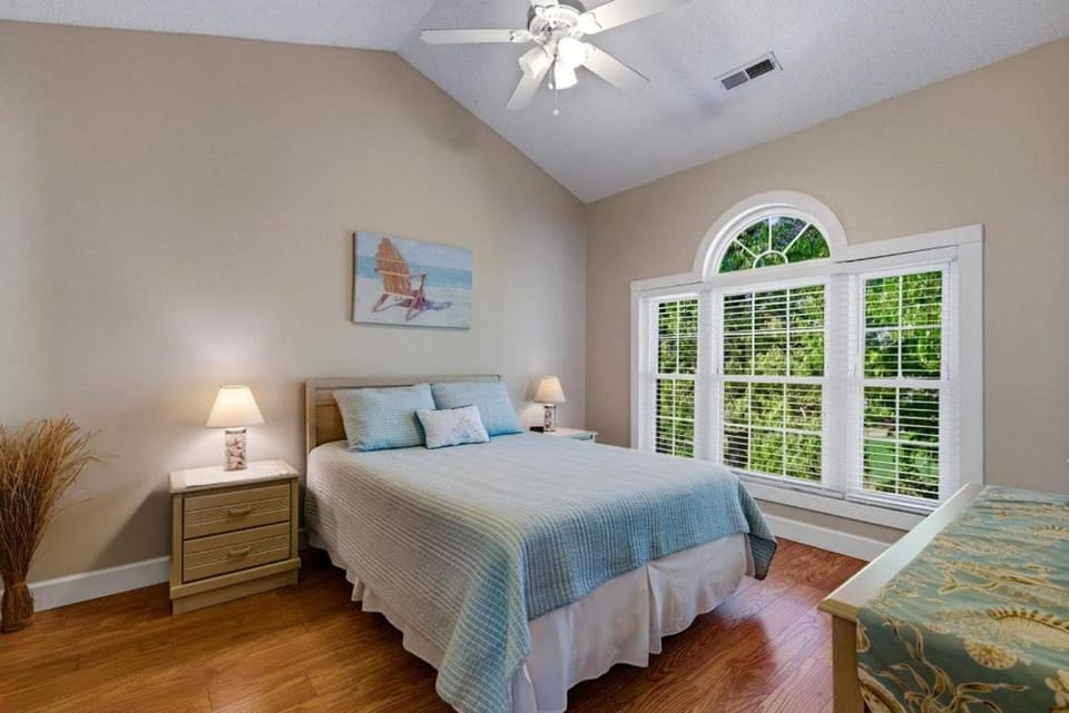 Spacious 2BR Riverwalk Condo Close to Dining and Shops Apartment in Socastee