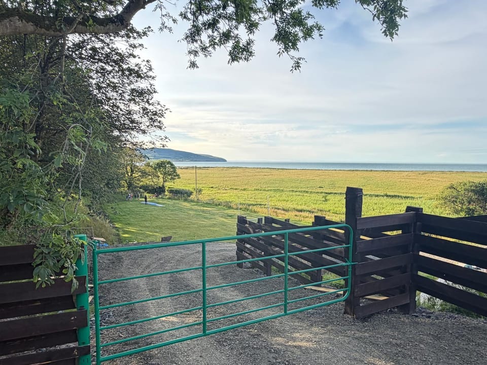 Beachcomber's Paradise Nature lodge in County Kerry