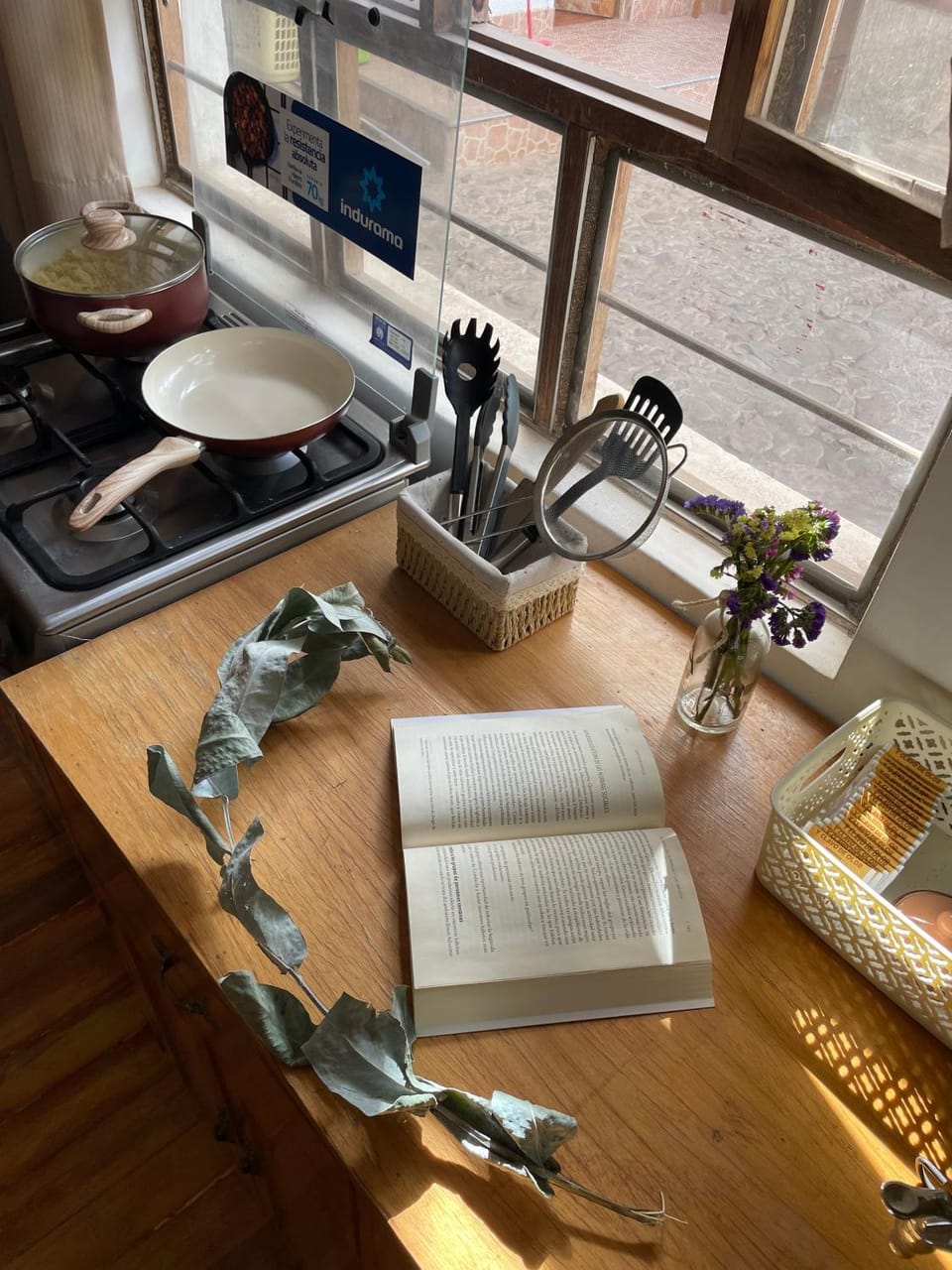 Kitchen or kitchenette, Food and drinks, Food