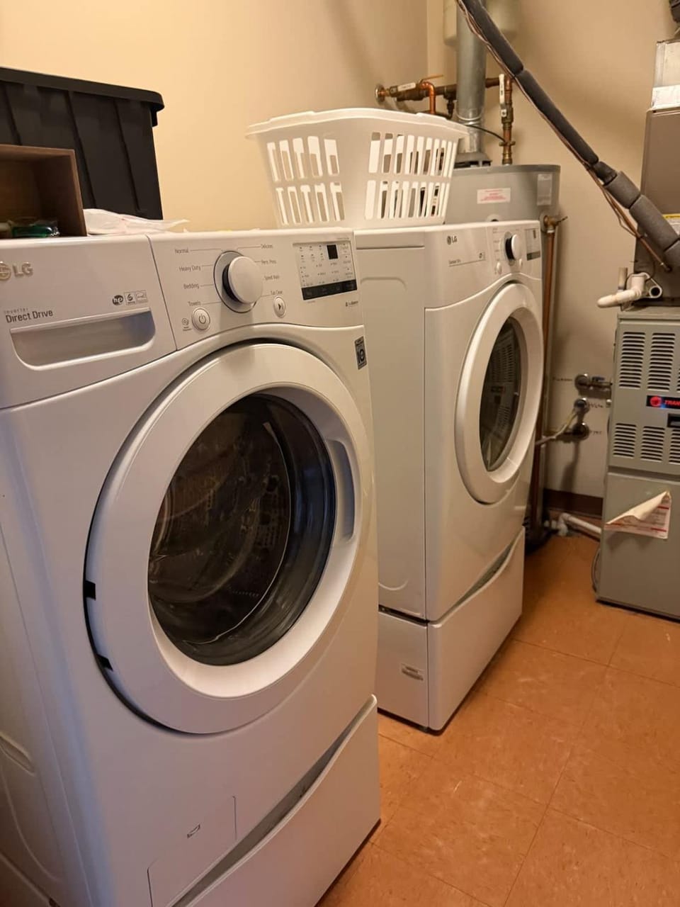 Large condo near Mountain Creek & Crystal Springs Apartment in Vernon Township