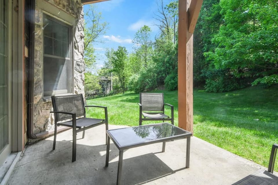 Large condo near Mountain Creek & Crystal Springs Apartment in Vernon Township